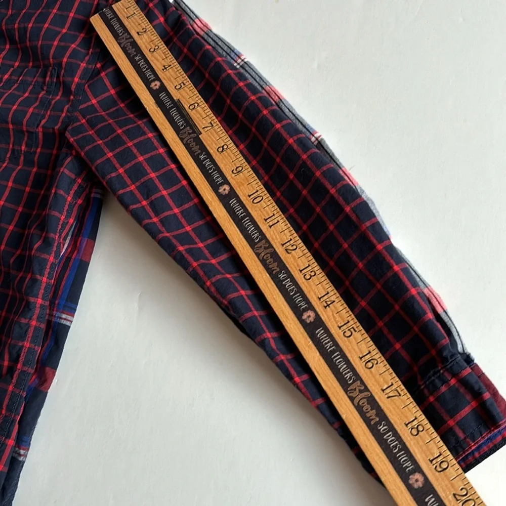 Gymboree Boys Shirts  Size 10/12 Gymboree Boys plaid Button Down Shirts Size 10